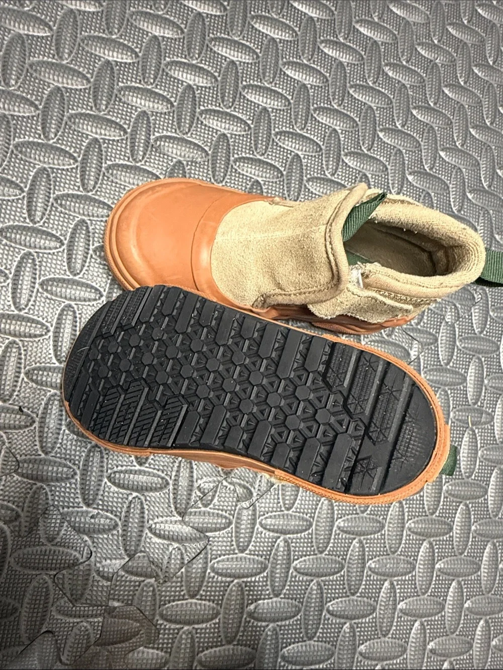 Vans Kids Tan Suede & Brown Rubber Outdoor Boots